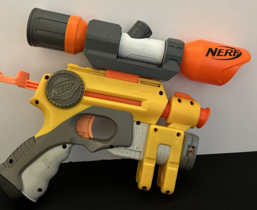 Nerf gun with scope darts - gun,